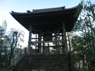 浅草寺の鐘楼