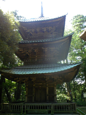 西明寺の三重塔