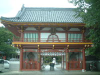 極楽寺の仁王門